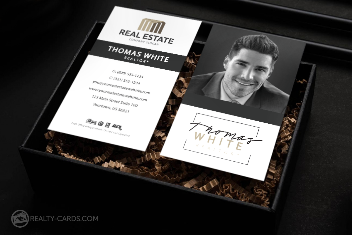 clean & modern real estate business card